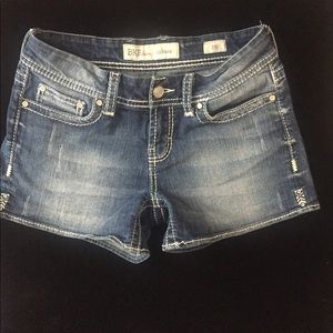 SALE❤️BKE/Buckle denim Shorts Sz. 29